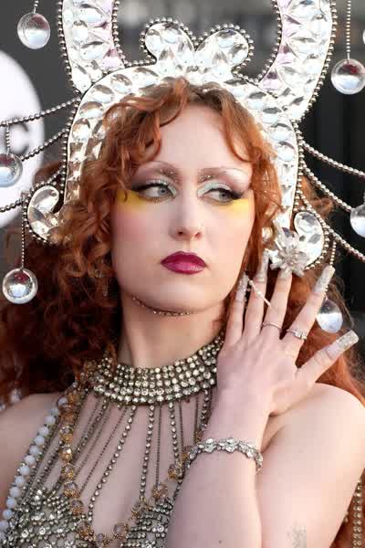 c2545e8fcf2fef4b65d60dfa82b9d996b5f69a176fea8ada637f61d979b67be9 thumbnail