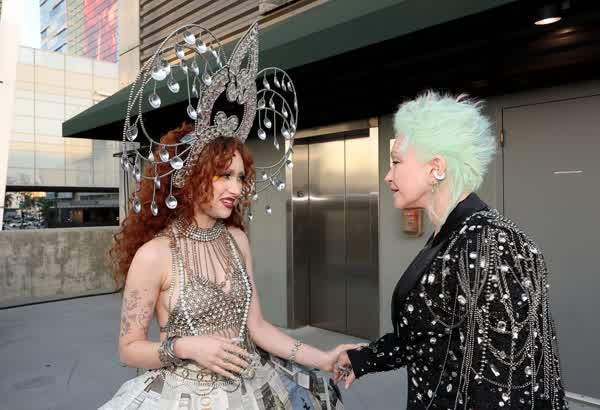 f6db0d669c7b06e19fa01d3527a2523619250e9b9cefbd9fc52b78f84c1b6937 thumbnail