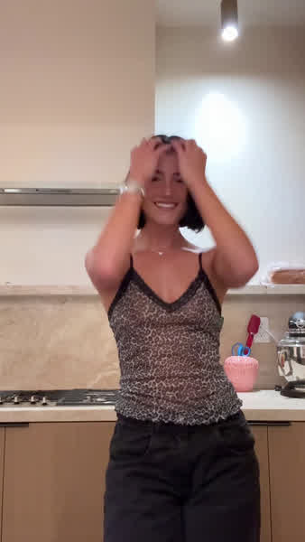 698c7899076a7828c8ac108c085854c89178e5aaedffd1503bc9ad1731de4688 thumbnail