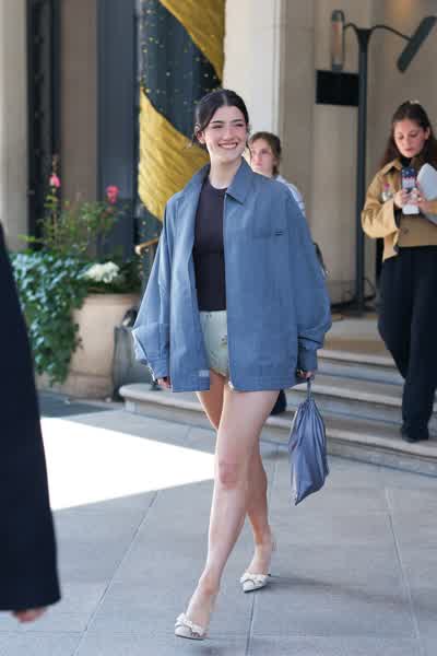 260c5b8439115227d59fa4a5d1351a3d148ae2fe9a788c0f1d3c04526aeb5fbd thumbnail