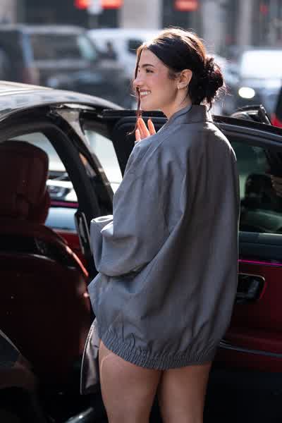 70aa337be5deacad6adc82cb200a9f3079ee05b960beb9f6937316421e769085 thumbnail