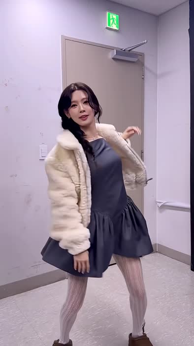 3964f8f422f95486c324d7d95850b8106cd9d1f24f020cc93981a72a3ca62a58 thumbnail