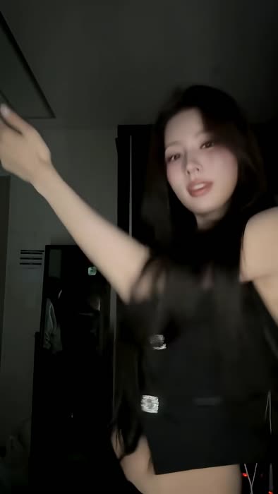 849771b337f231326a280f7f68677bbcc52252e6d1bbdd200415c3cf437786ab thumbnail