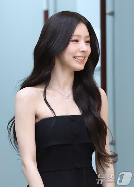 c79068c7680c33d2329e4334a0defc73b8b68c204c3cdba504432aafe13b604b thumbnail