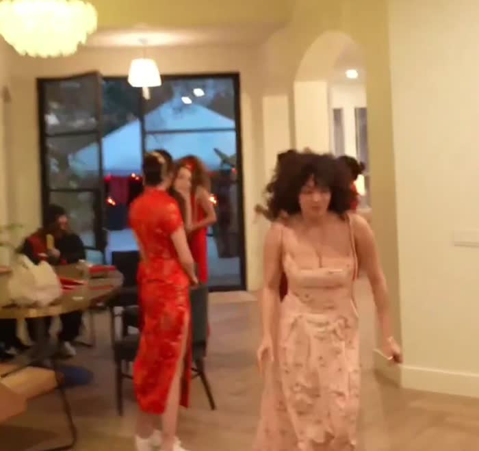 88e1ccdf44dbc53e3f114e9d07c3e93a876904ec32471584dc035146a629e84e thumbnail