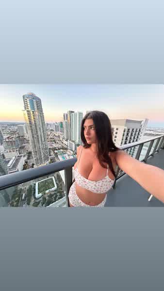 2f970efb41a54c93cf786bf285ae6ccdf27c397184fefb136f0ade3a7ce7a265 thumbnail