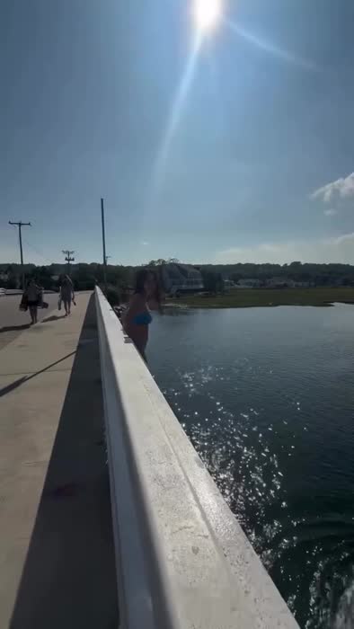 6b102fa7f6ae17d1a51aea18e73358497fde90390e659c85c95ff0a0b22be595 thumbnail