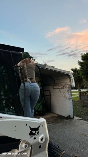 186813354828672715208245695617004178739 thumbnail