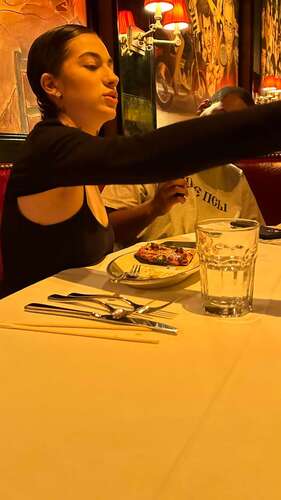 12aadd51dd1800b290a3947e7a25fd5cbcc17fd5b39711663fd603749a6f7db3 thumbnail