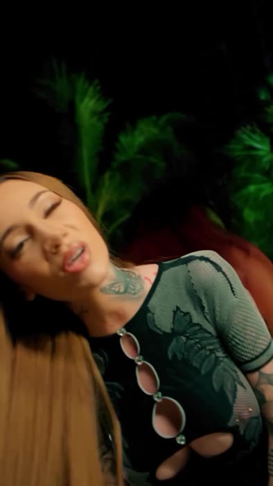 b4e72896afc521e8289488620a19a23c4e007f719d6013a6864bb2bf2809d323 thumbnail