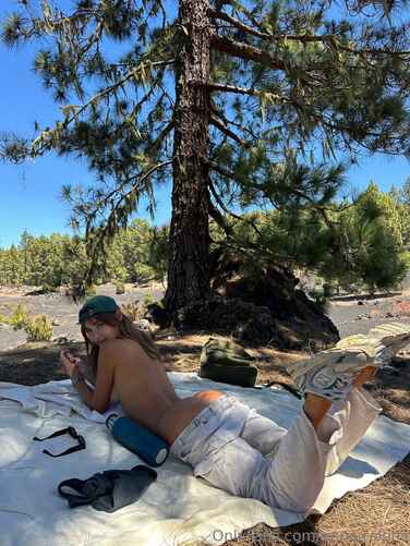 1a6acede9bc68b96c4b4da60342c0debebb5bc99363ed915d7604485dc2578b5 thumbnail