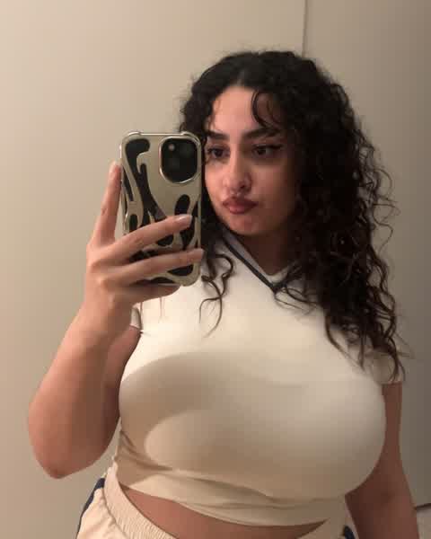 b2f1ab489663881dd09c4d85ac415c2513127b5ea76fd5b642e47707caa57aaf thumbnail