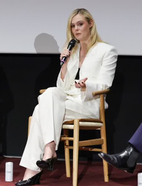 da279cf43ba888641434aa74e4b5cb7f67c2f0e3e4b5ffd791a925b6b649c31e thumbnail