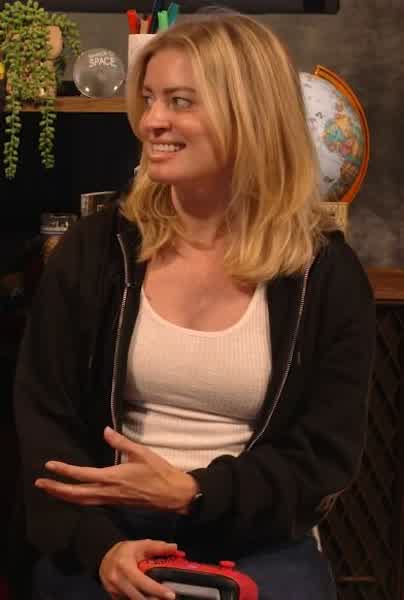 9c271488a41ab1d4601de6ae7c6633aaa70e70ebb135c17e96e7b9b237055aa7 thumbnail