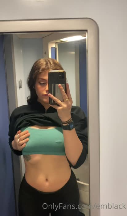 25b0ad72fb6036b78f0284f2e41b88e9837413950a8e5cabf9c0b8895c979414 thumbnail