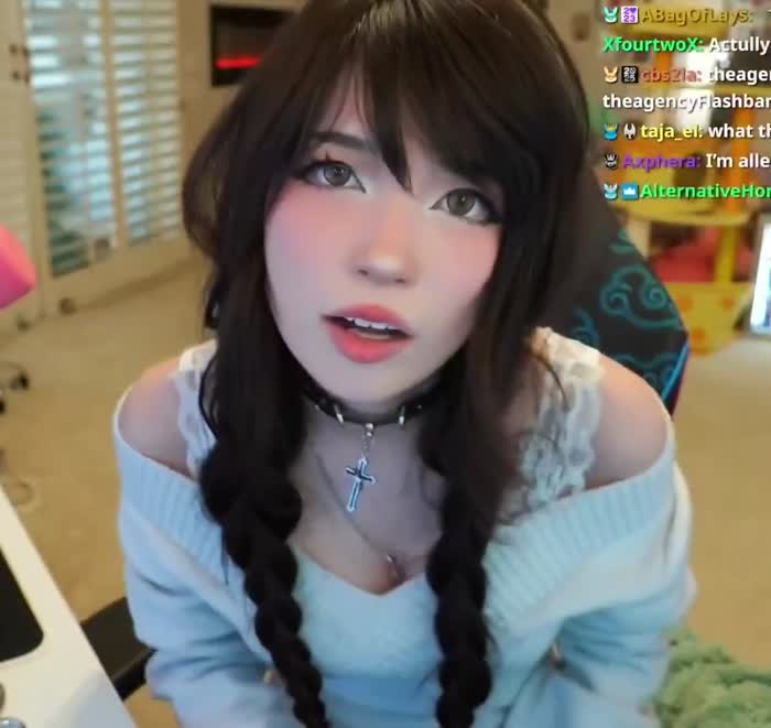 Emily Schunk Petite Nude Videos - Emiru Twitch Leaked Videos