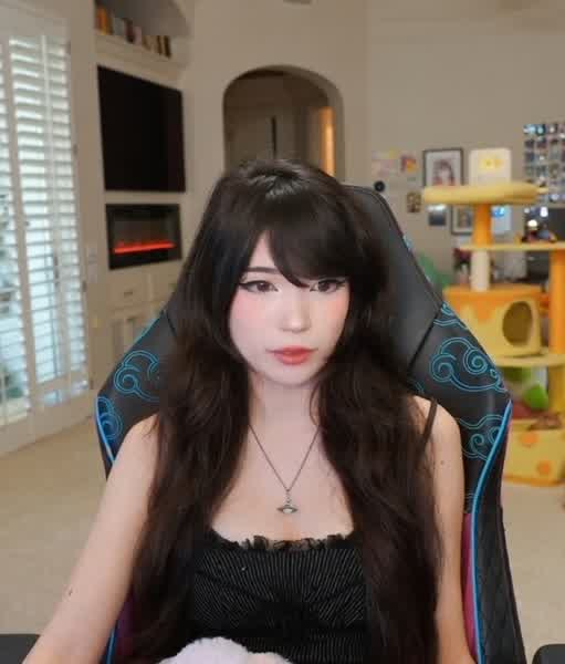2ebae3fe2b305c87279f3b1bda684f23baa825ed6327a2dd7bc5d7d1b6b63485 thumbnail