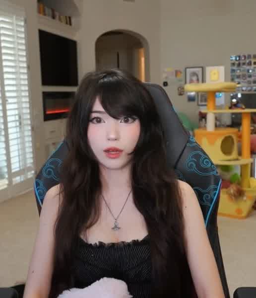 8e2fae212031fee80ba28857a597190cf59add3fcef2f52d415559a7bc0e1743 thumbnail