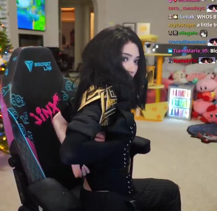 b70f40f296f41c770451c1e4b42208ef3723c8d8250e0ad17e8ecf31dcefa19d thumbnail