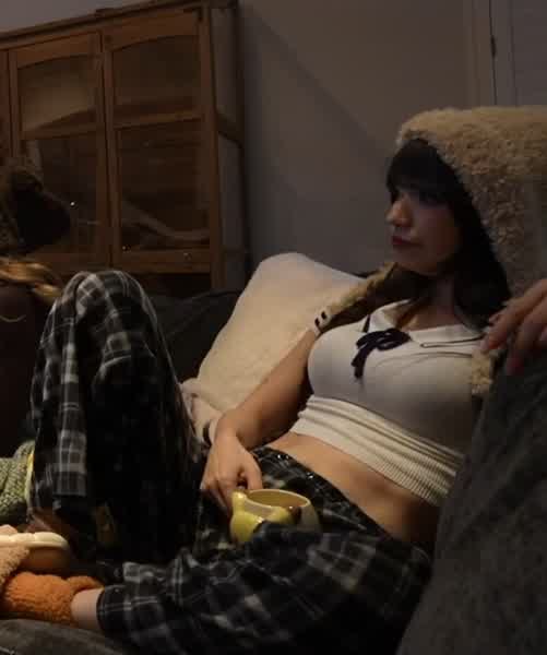 c9b85cfd14e9d99ec7659972886ed040ff4fa476ba2f2c7797994ba271163b68 thumbnail