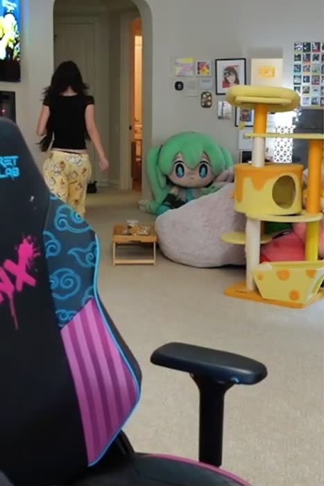 051cdfcdd74555f7c74d3531b10bea99096af8fd210c1046fff6d5a1ccb8f94b thumbnail