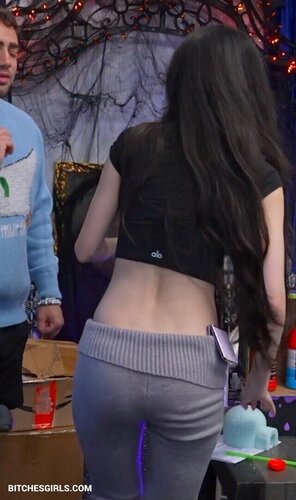 116379858397039543696552698480158503605 thumbnail