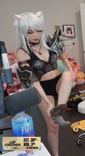 124091358221730489501368913179044904833 thumbnail