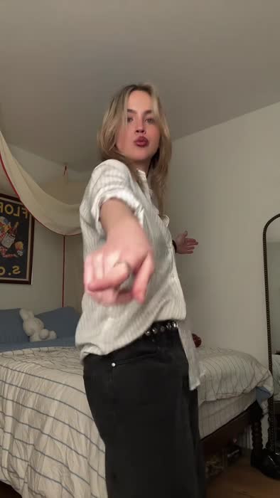 c2834479ab468499818f957a1feda513a17cb71fae0dc9432c8f158f1406dbad thumbnail