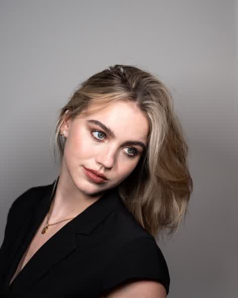 d10b89bc42e2f6b81fc56ed5103aab05c0fa716abcfcf7f5609ce9b2575d5ff8 thumbnail