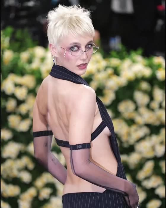 f912bbd4a81866d5246201f92fa2be55d587df2575db1700482592cc64e403ce thumbnail