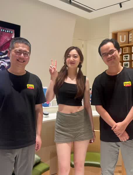 bf5c88574d647896f8502b5424a0d74ba956da9769173a88937576e5ffb4b479 thumbnail