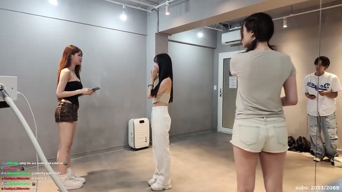 f8fa2ae4bc40eeb3b321b3b6786ddae1448d8f27dd356ff8670ae83dbc2f0f1e thumbnail