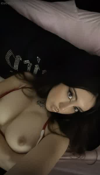 4daa390e22cd438e558d8be031ec431bd90df5aba50fa079bddb37e69b5cf914 thumbnail