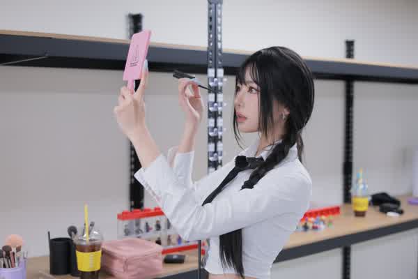 a0cec06398db02a4fd1ac1f1168b231107fd7a8e28275733b0145474deef2dca thumbnail