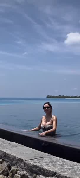 c0c2bb7cf9fce14d53c1d1f61237ab611f04cc6f11028893eac1020d5a330918 thumbnail