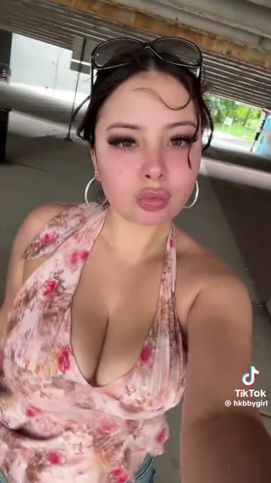 29dba6dabda4e3c1891bd0ca04ccbb587b6b974c415cc5bcfd6862ca30ebfaef thumbnail