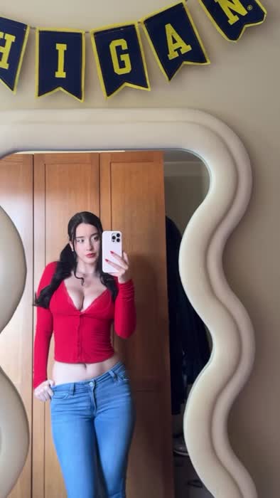 b882159306a41bde409146d31f4e7a6fd6cbdff3860b869e8d52162f716c573c thumbnail