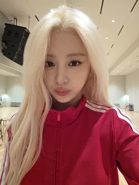 aa124901057aa4bba601130483705d21147c819ac874075cb65c1638a59c654d thumbnail