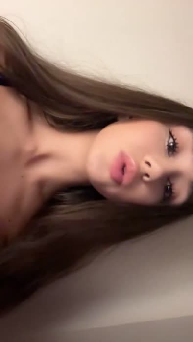 70a011aac04b1b7e2c09e85329ff5f593a423032f1e8d3a0213e246e241f989e thumbnail