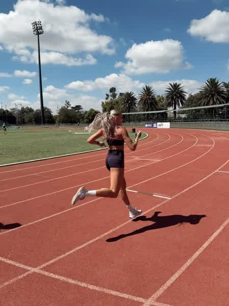 e76b015394a486345b07b2abdc72ac32051e1ec393cf0acac144954dd3799c9f thumbnail