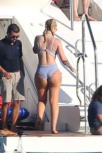 b89c8707ca8a7e0bd7351ec1258897c3d2036da459b66157788a5e45b40c3c55 thumbnail