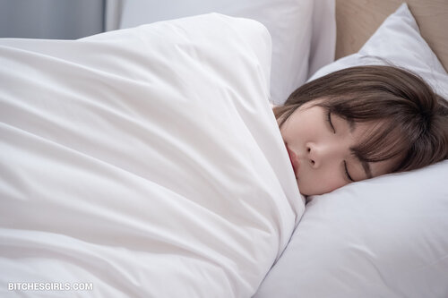 215921483013135406263983970990477812163 thumbnail