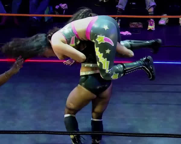 8bd690a82922add152c171cd9e9b53c7efe9e8f107f77c37172b7fe7e028415b thumbnail