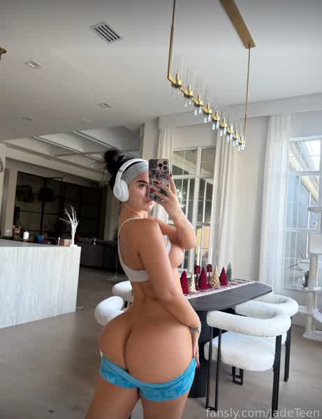 2bc57c96cd0d6aad7f9be3f1fda10cca88d9049ff49b2b3057b843e82f64eca1 thumbnail