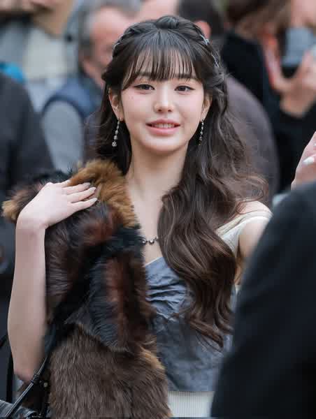 0ab4d681eb450764ab3355a5fff2b1cd168e4fc4b3f27bbf28aa1e884dc94053 thumbnail