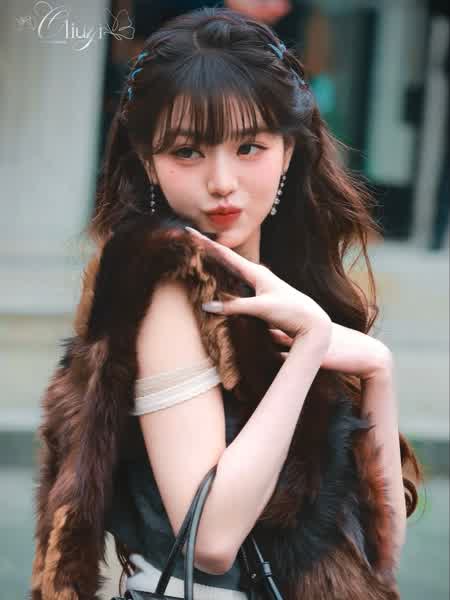 c7baa70ad8d544656afbde84257a919c271246e58bf371a74d5c8ddc496c5d8c thumbnail