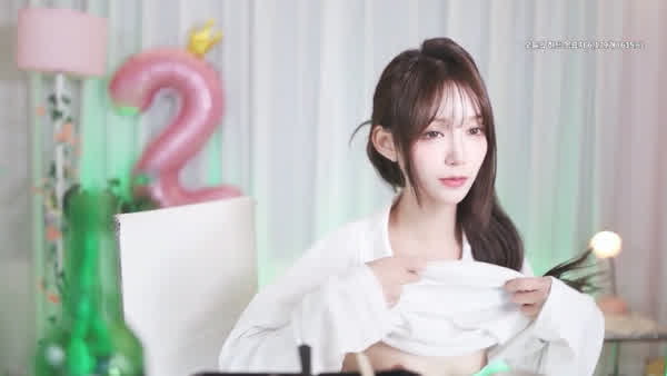 da9ddaa34ec8909652e4d6794b2e4cbddd694d8c3f7ed8b19c5777d6f196c26e thumbnail