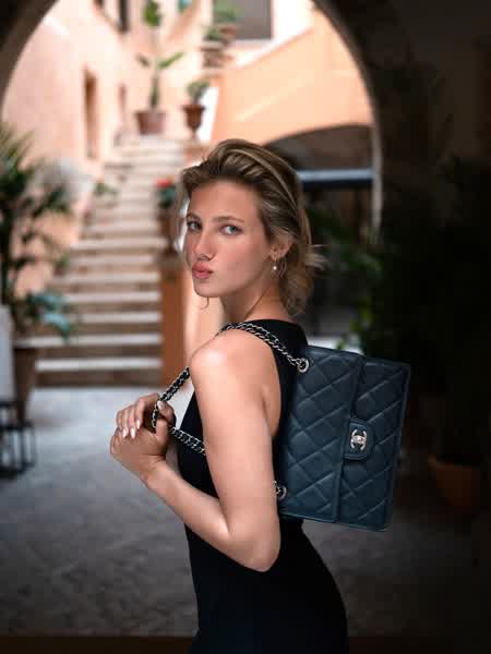 8624c3a6b84065dd0239ff667404722f121fce2e6c6474941bad00173646096e thumbnail