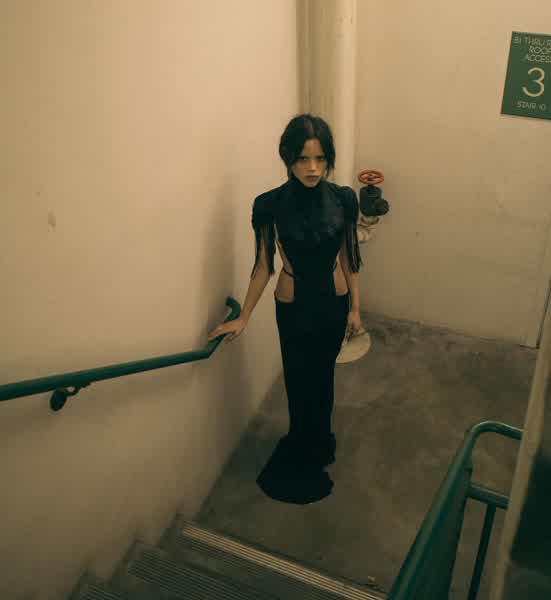 728f14ccdc605a81bda2a09c310711dd9e8b2032555e104ae60c7ef8b3b2d237 thumbnail