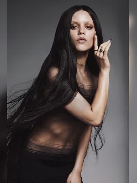 3f8d41e4fc0dfd9c80571d2f2efe03f1fd1b9866289b3eecb55eebb34c16024b thumbnail